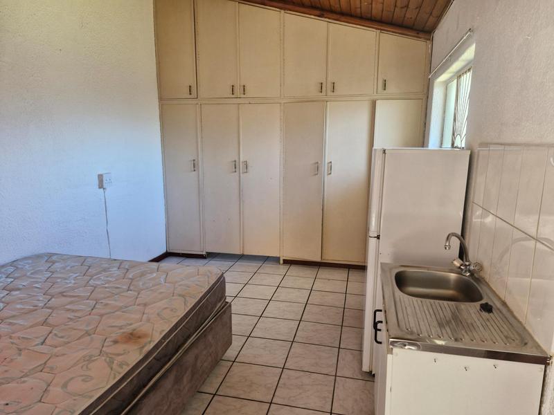 5 Bedroom Property for Sale in Parow North Western Cape